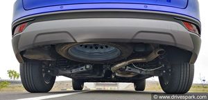 இதை மட்டும் செஞ்சு பாருங்க... உங்க காரின் மைலேஜ் மற்றும் செயல்திறன் தூள் கிளப்பும்! இவ்ளோ நாளா தெரியாம போச்சே!