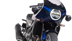 உலகளவில் விற்பனைக்கு வர தயார்... பைக் காதலர் அல்லாதோரை கூட Hondaவின் இந்த Hawk 1100 லவ் பண்ண வச்சிடும் போல!