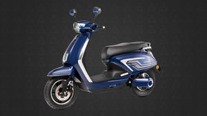 சிங்கிள் சார்ஜில் 130 கிமீ ஓடும்! சூப்பரான விலையில் புதிய எலெக்ட்ரிக் ஸ்கூட்டர்கள் அறிமுகம்! எவ்ளோனு தெரியுமா?