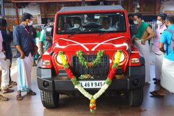 கேரளாவில் ஆர்எஸ்எஸ் செய்த வேலையால் குருவாயூர் கோவில் கார் ஏலம்... எவ்வளவுக்கு ஏலம் போனது தெரியுமா?