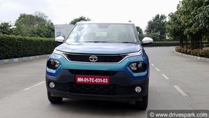 அடுச்சு புடுச்சு 2வது இடத்திற்கு வந்த டாடா,அடுத்த டார்கெட் மாருதிக்கு தான்... அசர வைக்கும் மே மாத ரிப்போர்ட்