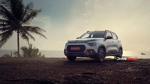 டாடா பஞ்ச் காரை தூக்கி வீச அறிமுகமானது சிட்ரோன் சி3 கார்... விலை இவ்வளவு கம்மியா?