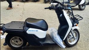 விநோத தோற்றத்தில் சுற்றி திரிந்த ஹோண்டா எலெக்ட்ரிக் ஸ்கூட்டர்... வியந்து வேடிக்கை பார்த்த பெங்களூர் வாசிகள்!