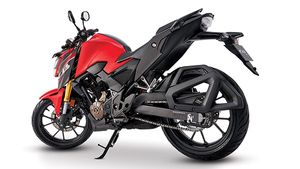 நாக்டு ஸ்ட்ரீட்ஃபைட்டர் பைக்குகளில் எது சிறந்தது? ஹோண்டா சிபி300எஃப் vs டோமினார் 400 vs கேடிஎம் 250 ட்யூக்