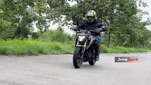 விலை தான் அதிகம் மத்தபடி எல்லாம் சூப்பர்... ஹோண்டா CB300F பைக் - ரிவியூ