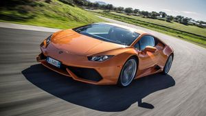 லம்போர்கினி கார்களுக்கு உலகளவில் இப்படியொரு தேவையா!! இப்போ புக் பண்ணாலும் டெலிவிரி 2024இல் தானாம்...