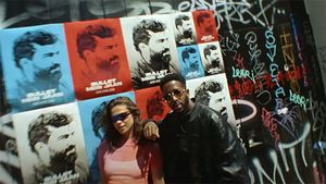 ராயல் என்பீல்டு போஸ்டரில் மறைந்திருக்கும் ரகசியம்... ஊரே இன்னைக்கு இதை பத்திதான் பேசிகிட்டு இருக்கு!