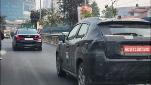 மாருதியோட புதிய கிராஸ் ஓவர் காருக்கு இதான் பெயரா? வேற லெவல்ல இருக்குதே!