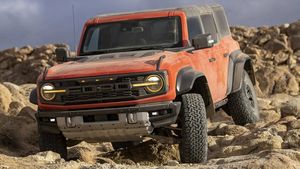 இந்த காருக்கான புக்கிங்கை கேன்சல் செய்தால் ரூ2லட்சம் பணம்! ஃபோர்டு நிறுவனம் அறிவித்துள்ள செம ஆஃபர்!