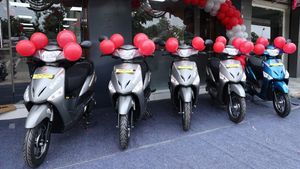 மீசையை முறுக்கி விட்ட ஹீரோ! போட்டி நிறுவனங்களுக்கு தண்ணி காட்ட போறாங்க! இந்த மாஸ்டர் பிளானை யாரும் எதிர்பாக்கல