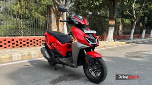 ஆக்டிவாவிற்கு ஆப்பு வைக்க களத்துக்கே வந்திருச்சு! அதிரடியாக தொடங்கியது ஹீரோ ஸும் ஸ்கூட்டரின் டெலிவரி பணிகள்..