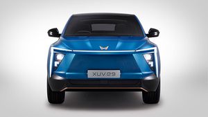 இந்தியாவின் கெத்தை நிரூபித்த மஹிந்திரா! 2 காரை காட்டி போட்டியாளர்களை எல்லாம் அலற விட்டுட்டுடாங்க!