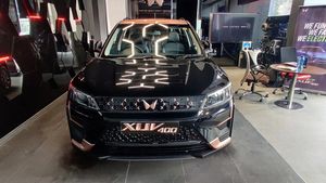 டாடா நெக்ஸான் இவியின் கதையை முடிக்க ஷோரூமுக்கே வர தொடங்கிருச்சு! மக்கள் கூட்டம் கூட்டமா படையெடுக்க போறாங்க!