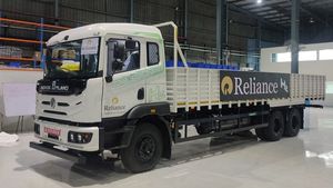 ரிலையன்ஸ் - அசோக் லேலண்ட் கூட்டணியில் உருவாக்கப்பட்ட இந்தியாவின் முதல் ஹைட்ரஜனில் ஓடும் வாகனம்!