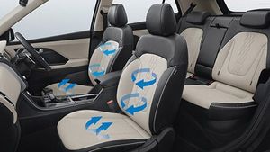 லட்ச லட்சமா கொடுத்து டாப் வேரியன்ட் வாங்க வேணாம்! வெறும் ரூ2700 போதும் இந்த வசதி உங்க கார்லயும் வந்துரும்!