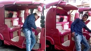 டாடா, மாருதிகூட தங்களோட காருல இப்படி ஒரு அம்சத்தை இன்னும் கொடுக்கல... கன்வெர்டபிள் காரைபோல் ஆட்டோ மாற்றம்!