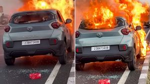 Tata Punch Fire Accident: நடுரோட்டில் தீப்பிடித்து எரிந்த டாடா பஞ்ச் கார்! விபத்திற்கான காரணம் என்ன?