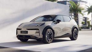 காருல ஃபிரிட்ஜா! தேவை இல்லனா கழட்டி ஓரமா வச்சுக்க முடியுமா!.. ஆச்சரியப்படுத்தும் எலெக்ட்ரிக் கார்...