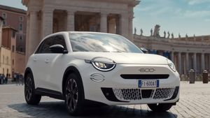 கம்பேக் கொடுக்கிறதா ஃபியட் நிறுவனம்?.. கம்மி விலையில வேற கார்களை கொண்டு வர போறாங்களாம்! என்ன ஆக போகுதோ!!