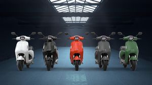 பிடித்த கலரில் வாங்கலாம்!! ரூ.1.25 லட்சத்தில் புதிய எலக்ட்ரிக் ஸ்கூட்டர் - சூப்பரான ஸ்டைலில்!