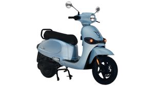 இந்த மாதிரி இ-ஸ்கூட்டரை பார்த்ததே இல்லயே... சேல்ஸ் 1 லட்சத்தை தாண்டி போய்கிட்டு இருக்கு!!