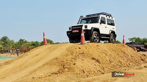 முரட்டுத்தனமான ஆஃப்ரோடு எஸ்யூவி வந்தாச்சு! 2024 ஃபோர்ஸ் கூர்கா வீடியோ ரிவியூ!