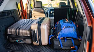 இந்த ரகசியம் டிரைவர்களுக்கே தெரியாது! கார் டிக்கில லக்கேஜ் ஏத்தும் போது இந்த விஷயத்தை கவனிங்க!