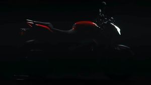 நாளை விற்பனைக்கு அறிமுகமாகிறது பஜாஜ் பல்சர் என்எஸ்400.. இருப்பதிலேயே இதுதான் அதிக திறனை வெளிப்படுத்துமாம்..