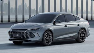 மாருதி காருலாம் இதுக்கு முன்னாடி ஒன்னுமே இல்ல.. லிட்டருக்கு 35 கிமீ மைலேஜ் தரும்.. விலையும் இவ்ளோதானா..