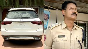 1.5 கோடி ரூபாய் காரை ஸ்டேஷனுக்கு தட்டி தூக்கிய காவலர்! சொகுசு காருல வந்தா எதுவும் பண்ண மாட்டாங்கனு நினைப்பு!