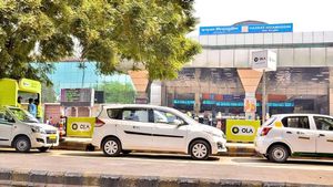 ரயில் பயணிகளுக்கன ஹேப்பி நியூஸ்... பிக்-அப், டிராப் சேவைக்கு வசூலிக்கப்படும் கட்டணத்தை குறைக்க போறாங்களா?