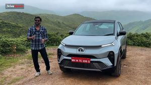 எலக்ட்ரிக் கார்களில் புது அத்தியாயம்... டாடா கர்வ் இவி ஓட்டுவதற்கு எப்படி இருக்கு? முழு ரிவியூ!