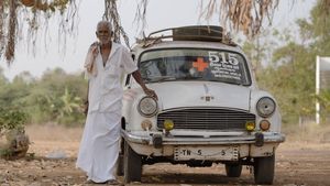 515 கணேசனை பற்றி தான் இப்ப ஊரே பேசுது! இவரது கார் தான் ஹைலைட்!