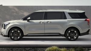 வெறும் 24 மணி நேரத்துல இத்தன பேரா! செல்போனை 'புக்' பண்ற மாதிரி எல்லாரும் இந்த காரை 'புக்' பண்ணீட்டு இருக்காங்க