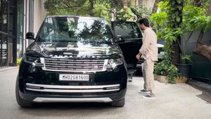 கப்பல்னே சொல்லலாம்.. 3.05 கோடி ரூபா கார வாங்கி ஒட்டுமொத்த பாலிவுட் திரை உலகையும் திரும்பி பார்க்க செஞ்சுட்டாரு