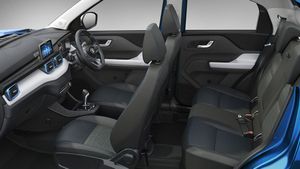 டாடா பஞ்ச் கார் வாங்கப்போறீங்களா? கொஞ்சம் வெயிட் பண்ணுங்க சீக்கிரமே ஃபேஸ்லிஃப்ட் வருது!