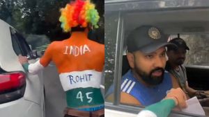 காரை வழிமறித்த ரசிகரிடம் ரோகித் சர்மா செய்த காரியம்!! வாழ்நாள் பலனை அடைஞ்சிட்டாரு!