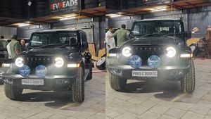 ஷோரூம்ல இருந்து டெலிவரி எடுத்த கையோட தனி தனியா பிரிச்சு போட்ட உரிமையாளர்! புது காருக்கு ஊர்ப்பட்ட செலவு!