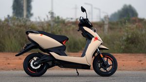 ஓலா எல்லாம் காணாமல் போயிடும்... ஏத்தரின் முதல் எலக்ட்ரிக் பைக்கை பார்க்க ரெடியாகுங்க!!