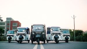 7+1 சீட்டருடன் விற்பனைக்கு வந்த ஆட்டோ.. காருக்கு பதிலா இதையே வாங்கிடலாம் போல.. விலையும் இவ்ளோ கம்மியா?..