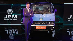 இவ்ளோ பெரிய வண்டியோட விலை ரூ. 10.35லட்சம் மட்டுமா!.. ஜுபிடர் இ-லோடு வண்டி அறிமுகம்.. டாடா ஏஸ் எல்லாம் ஓரமா போ!