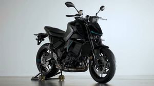 யமஹா நீ நல்லா இருக்கணும்யா.. மின்சாரம்-பெட்ரோலில் இயங்கும் பைக் ரெடி.. மைலேஜை சும்மா அள்ளி தரும்!