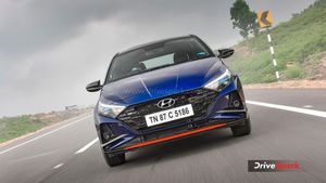 ஹூண்டாய் கிட்ட யாருமே எதிர்பார்க்கல! இந்த காரோட விலைய இவ்வளவு கம்மி பண்ணிட்டாங்களா?