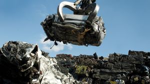 பழைய வண்டிய ஸ்கிராப் பண்ணி புது கார் வாங்குனா சுமார் ரூ1 லட்சம் மிச்சம் பண்ணலாமா? இது பாதி பேருக்கு தெரியாது!