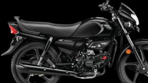 70 கிமீ மைலேஜ் தரும் பைக்கை வெறும் 60 ஆயிரத்துக்கு விக்கறாங்களா! மொத்த கூட்டமும் ஹீரோ ஷோரூம்லதான் இருக்கு!