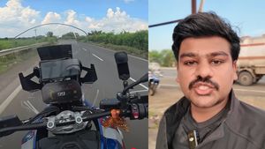 பாகிஸ்தான் சாலைகளை பார்த்து இந்திய யூடியூபர் சொன்ன அந்த ஒரு வார்த்தை! பிஎம்டபிள்யூ பைக்குடன் தூக்கிய என்.ஐ.ஏ