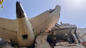 அகமதாபாத் விமான விபத்தில் இதில் எந்த தவறுமே நடக்கல! விமானிக்கு இது தெரியாமல் போக வாய்ப்பே இல்ல!