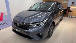 அதுக்குள்ள ஷோரூமுக்கு வந்தாச்சா... இந்த புதிய சிட்டி கார் மேல ஹோண்டா ரொம்ப நம்பிக்கை வெச்சி இருக்கு!!