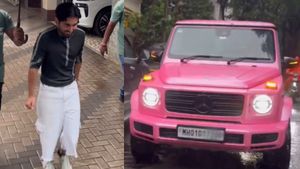 சினிமா ஸ்டார்களின் வாரிசுகளுடன் அதிகமா சுற்றும் யார் இந்த ஒர்ரி? 1.5 கோடி ரூபா பென்ஸ் காருக்கு ஓனர்!!