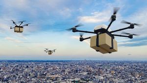 பறக்கும் காரை தயாரிக்கப் போகும் மாருதி! எதிர்காலத்துல இது தான் செம கெத்தாக போகுது!